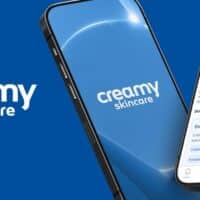 Imagem do aplicativo Creamy Skincare em celulares, com tela de montagem de rotina personalizada de cuidados com a pele.