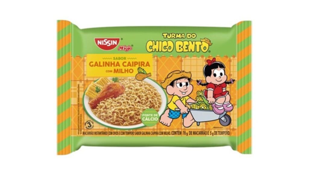 Embalagem do Nissin Miojo Turma do Chico Bento sabor Galinha Caipira com Milho