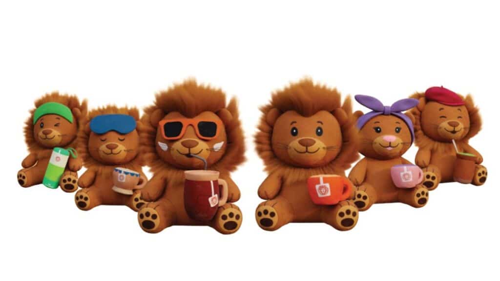 Colecionáveis temáticos da marca Leão: vários leõezinhos de pelúcia com acessórios e copos de chá
