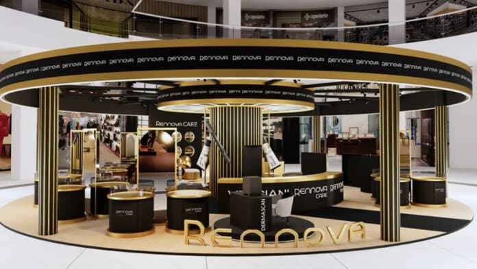 Banner da Pop-up Store Rennova no Shopping Flamboyant, em Goiânia, com cenário tecnológico e decoração dourada