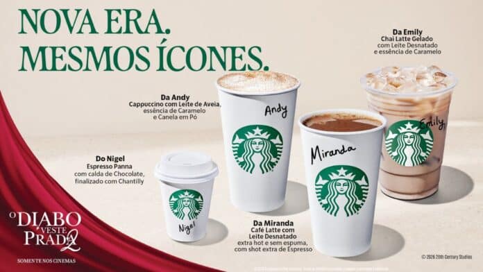 Propaganda da Starbucks com bebidas inspiradas em personagens de “O Diabo Veste Prada 2”, com copos e xícaras Starbuck.