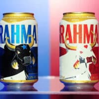 Duas latas Brahma temáticas do Festival de Parintins 2026, com ilustrações diferentes e ano 2026 visível.