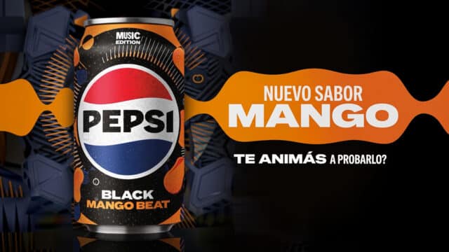 Lata da Pepsi Black Mango Beat com destaque para novo sabor Mango e texto promocional em fundo com tema musical.