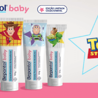 Embalagens do Bepantol Baby edição limitada colecionável inspirada em Toy Story com star e personagem no fundo rosa