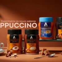 Cartaz promocional do Café América com potes e xícara de cappuccino e bombons, destacando sabores de cappuccino