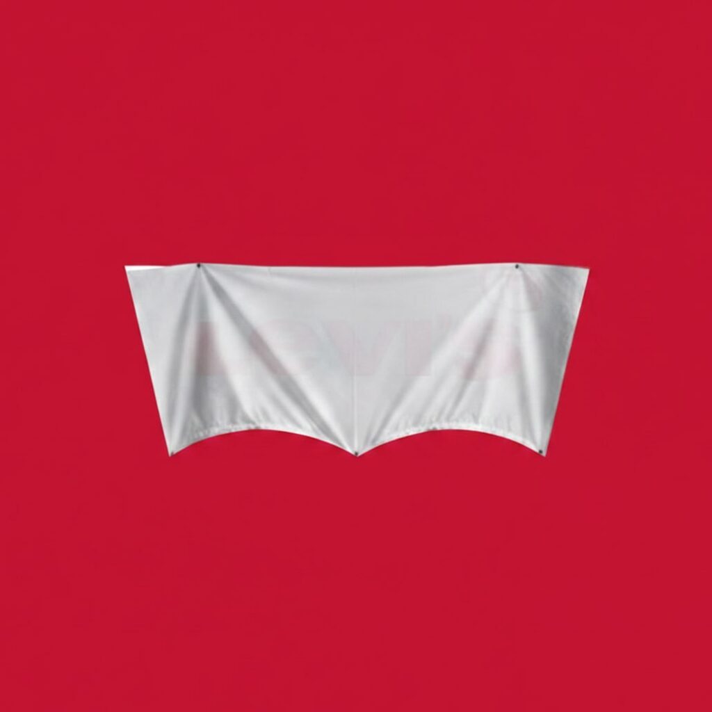 Recorte de tecido branco em formato de “leque” com dobras, sobre fundo vermelho, sugerindo adaptação da Levi's para campanha da Copa do Mundo 2026