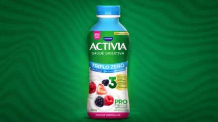 Activia Triplo Zero Frutas Vermelhas Embalagem de Activia Triplo Zero com sabor Frutas Vermelhas, 3 g de fibras.