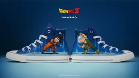 Converse x Dragon Ball Z: tênis azul com Goku e Vegeta Tênis Converse em collab com Dragon Ball Z, modelo azul com ilustrações de Goku e Vegeta e cadarço branco