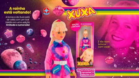 Boneca da Xuxa edição limitada futurista rosa e azul metálico Boneca da Xuxa em edição limitada e numerada, com visual futurista rosa e azul metálico, em embalagem e cenário espacial