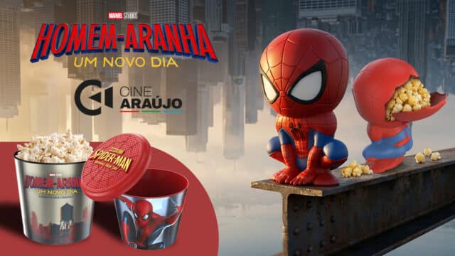 Copo de pipoca e balde colecionável do Homem-Aranha do Cine Araújo, com personagens 3D em cenário promocional.