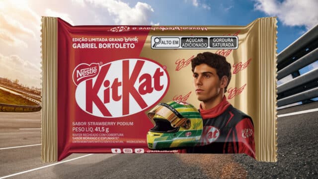 Embalagem do KitKat Strawberry Podium edição limitada com imagem de Gabriel Bortoleto ao lado do piloto na pista