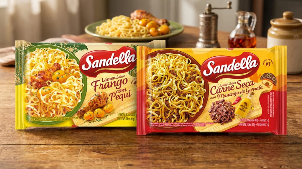 Embalagens Sandella de macarrão instantâneo: Lamen com Frango com Pequi e Carne Seca com Manteiga de Garrafa.