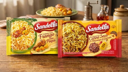 Sandella lança macarrões instantâneos regionais Frango com Pequi e Carne Seca Embalagens Sandella de macarrão instantâneo: Lamen com Frango com Pequi e Carne Seca com Manteiga de Garrafa.