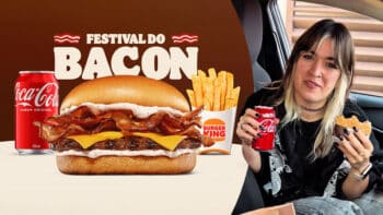 Burger King Festival do Bacon com Ana Beatriz Campanha do Burger King “Festival do Bacon” com hambúrguer de bacon, refrigerante e Ana Beatriz segurando o copo