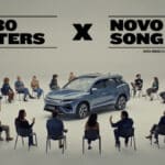 Campanha BYD “30 Haters” com pessoas em círculo ao redor de um carro híbrido Song Pro Flex em imagem promocional.