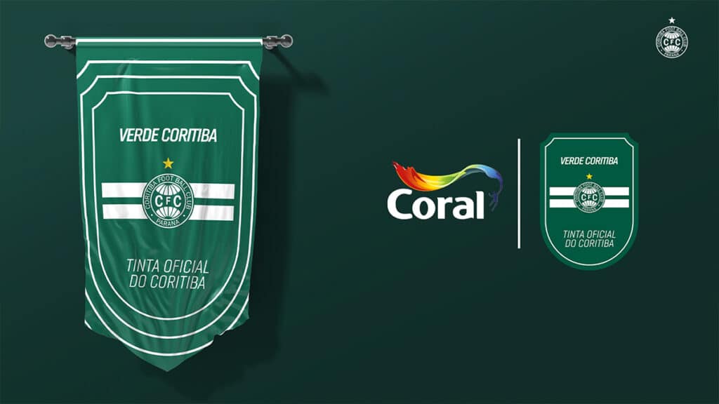 Imagem com bandeira do Coritiba e logo Coral, destacando a tinta oficial “Verde Coritiba”.