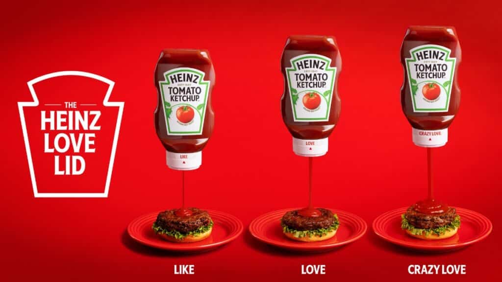 Campanha Heinz Love Lid com três tampas personalizáveis de ketchup em intensidade Like, Love e Crazy Love