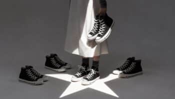 Campanha da Converse com tênis e estrela no chão, associada em polêmica nas redes à Ku Klux Klan (KKK)