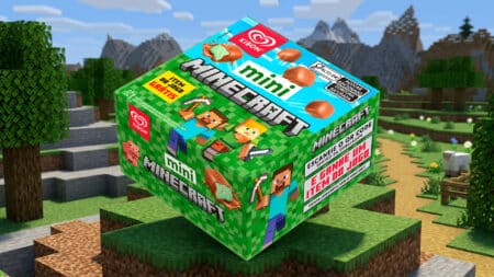 Kibon Mini Minecraft: embalagem edição especial Embalagem do Kibon Mini na edição especial em parceria com Minecraft, com tema do jogo e personagens