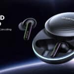 Imagem de fone de ouvido bluetooth Oraimo Spacebuds com tecnologia de cancelamento de ruído e o estojo aberto
