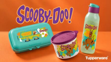 Tupperware Scooby-Doo: lancheira, pote e garrafa Kit Tupperware Scooby-Doo com lancheira, pote e garrafa em fundo laranja