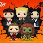 Coleção Funko POP Street Fighter com cinco bonecos estilizados em fundo laranja e logo “Street Fighter”.