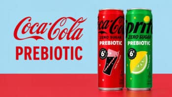 Coca-Cola Prebiotic e Sprite Zero Sugar Prebiotic Latas da Coca-Cola Zero Sugar Prebiotic e Sprite Zero Sugar Prebiotic com texto “Coca-Cola Prebiotic”.