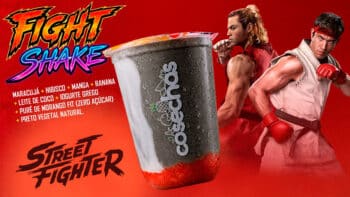 Fight Shake Cosechas com parceria Street Fighter Copo de shake preto com logo “cosechas”, ao lado de personagens do filme Street Fighter em fundo vermelho