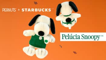 Pelúcia Snoopy Starbucks com avental de barista (Peanuts) Pelúcias do Snoopy da Starbucks, com avental de barista em fundo laranja, coleção Peanuts