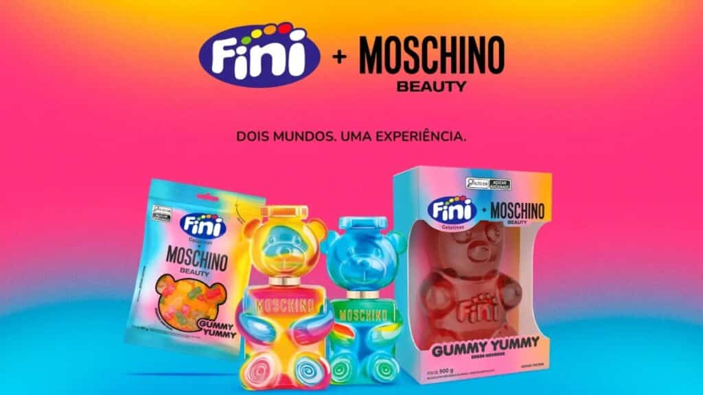 Moschino e Fini Beauty: Toy 2 Gummy e Toy 2 Yummy Imagem de divulgação da parceria Moschino e Fini Beauty com embalagens dos perfumes Gummy e Gummy Yummy.